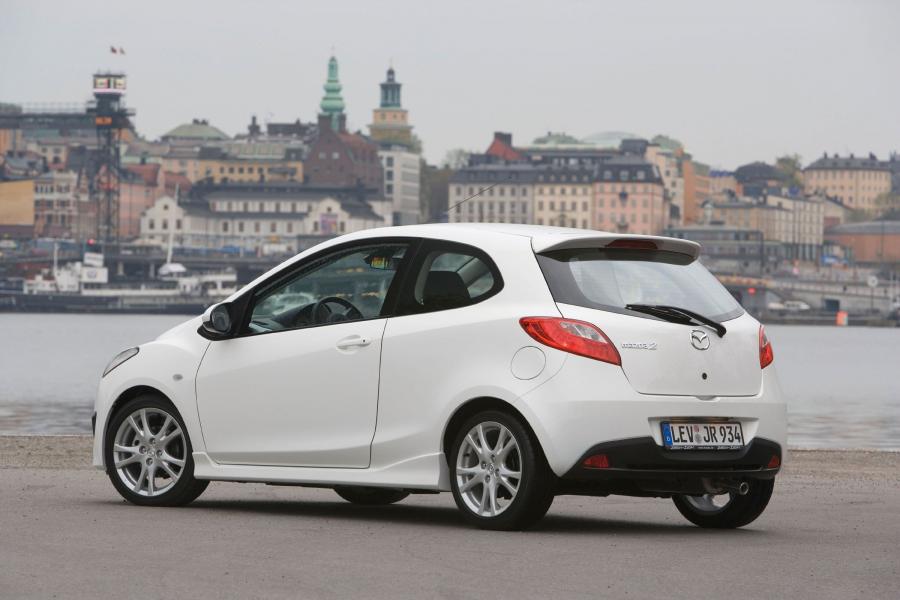  Mazda2 3-Door 2007 года  (фото 29 из 96)